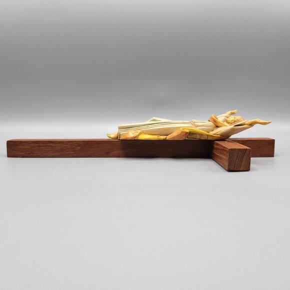 Vintage Wooden Cross Jesus Christ Figure Italy Wall Hanging Religious Decor 1984 - Picture 4 of 8